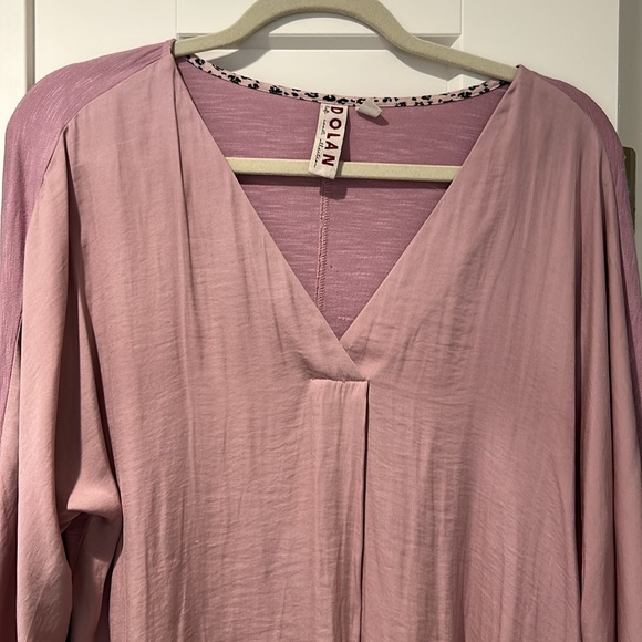 Polyester blouse - Picture 2 of 4